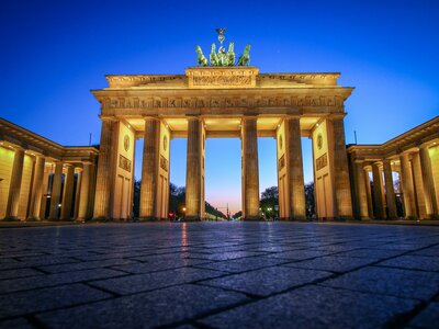 Brandenburg Gate: brown concrete building during daytime