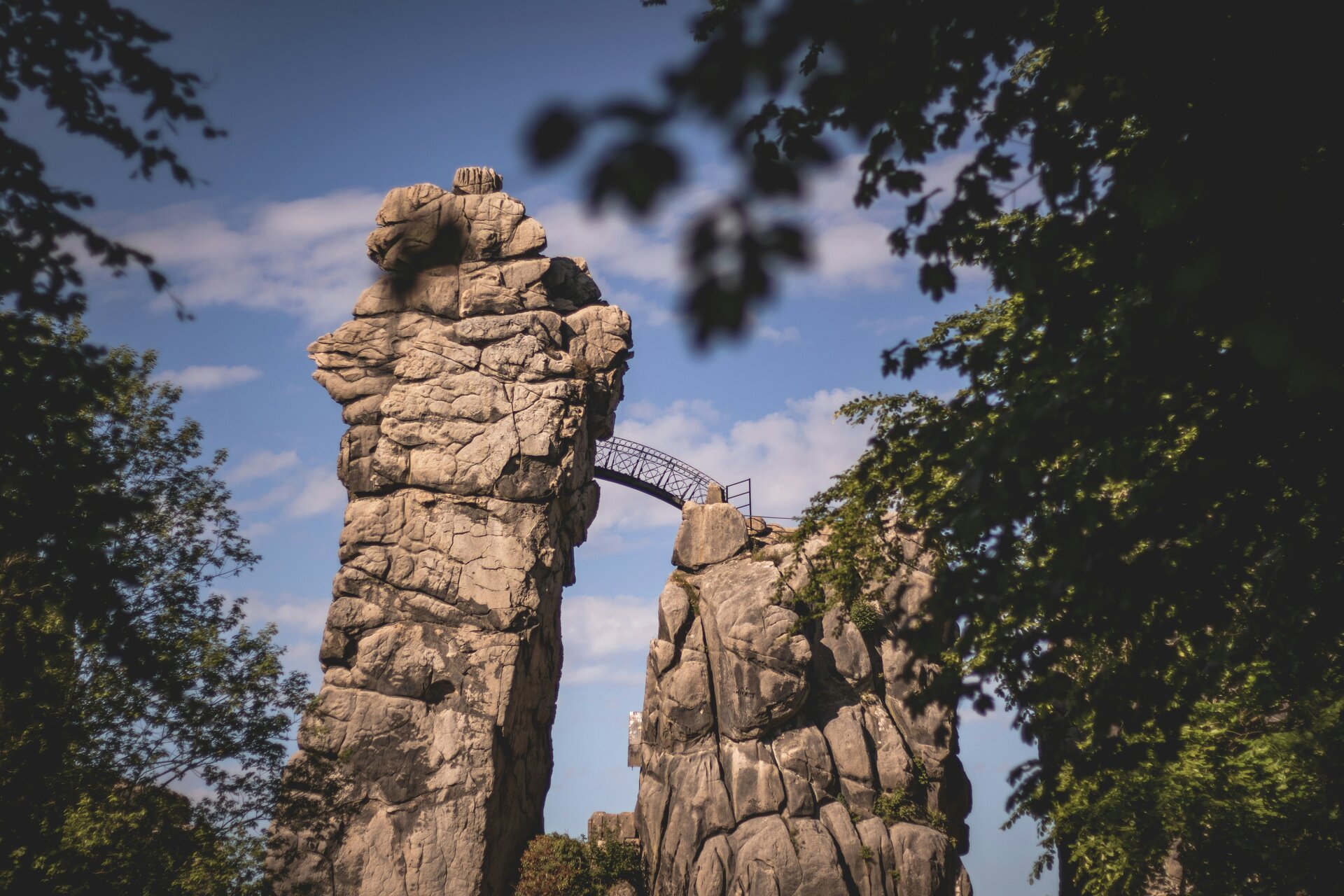 Fotospot Externsteine: externsteine, the "rocky mountains" of ostwestfalenlippe (germany)