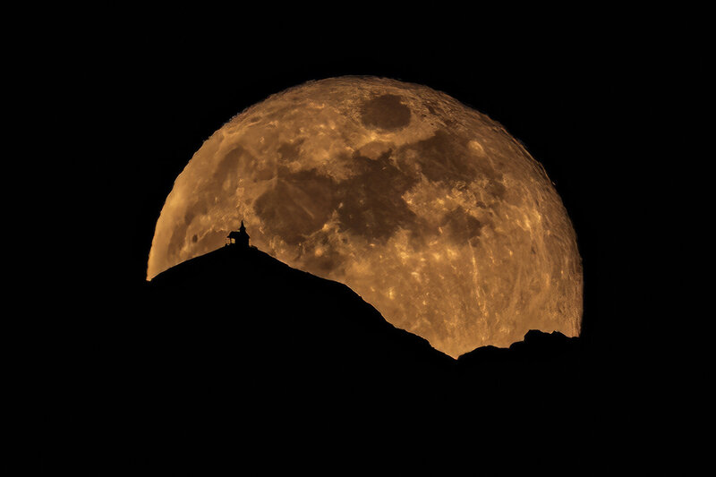 Mondaufgang hinter dem Kellerjoch