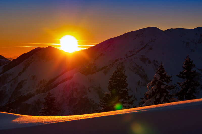 Sonnenuntergang im kleinen Kaukasus