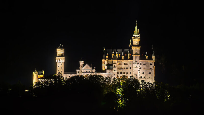 Neuschwanstein bei Nacht