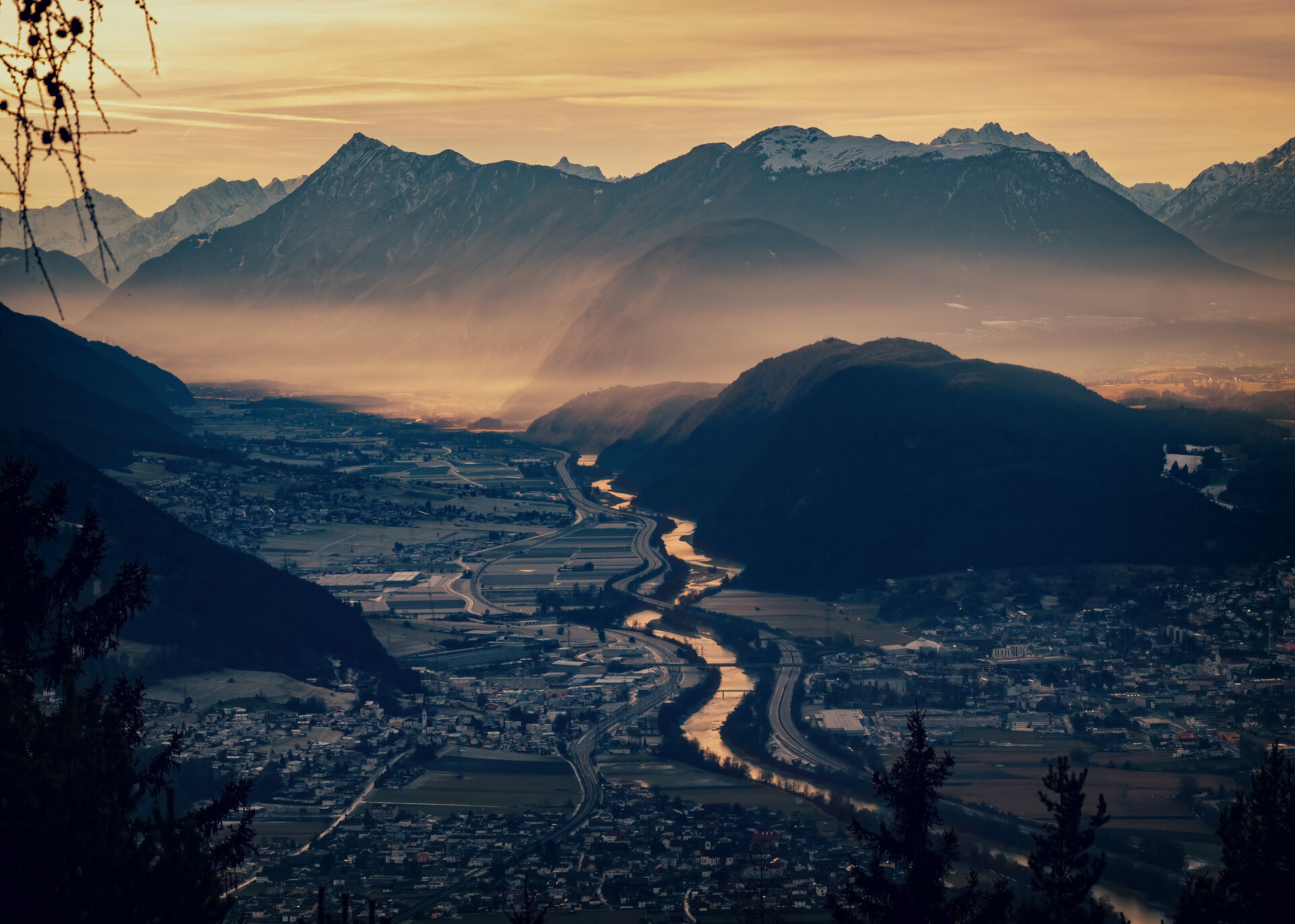 Blick ins Inntal und Mieminger Plateau