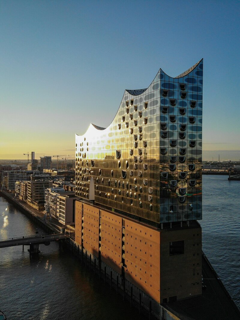The Elbphilharmonie in Hamburg from the Air
Photographed using a DJI Mavic Air