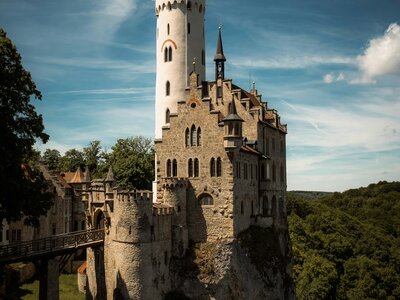Schloss Lichtenstein: a castle built on top of a cliff