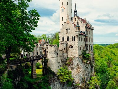 Schloss Lichtenstein: View of Schloss Lichtenstein on a clear day.