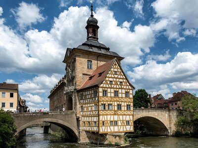 Altes Rathaus Bamberg: Das Alte Rathaus in Bamberg ist eines der bedeutendsten Bauwerke, die die historische Innenstadt prägen.