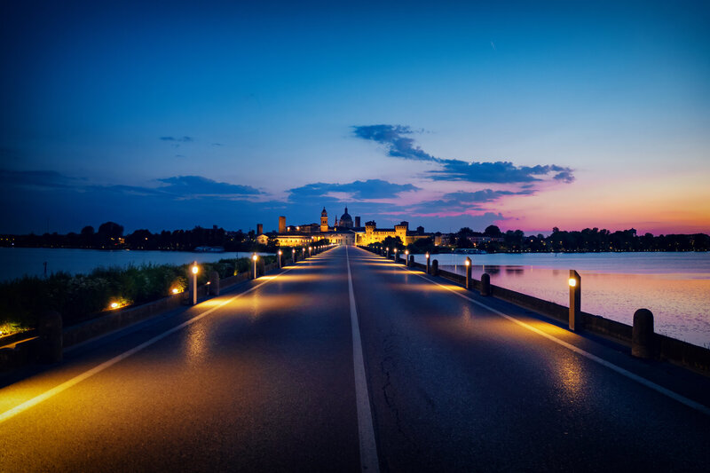 Brücke zur Stadt